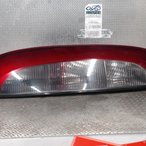 Feu arrière droit Opel CORSA C 1.0 (2000-2003)