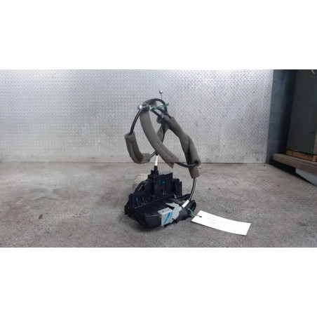 Serrure porte arg Renault ALASKAN 2.3 dci 163 4x4 (2017)