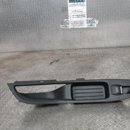 Commande lève-glace porte avant droite FORD FOCUS 3  FOCUS 3 PHASE 1