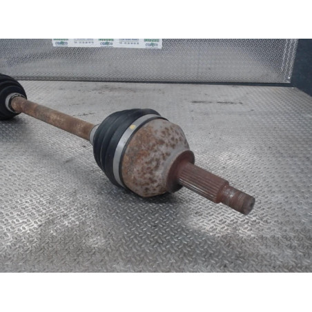 Transmission avant droite Renault TRAFIC II Camionnette 2.0 dci 90 (2006)