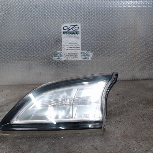 Feu arrière intérieur droit Mazda 3 A trois volumes 1.6 mzr cd (2008-2013)