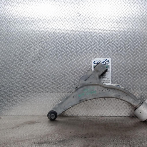 Triangle inf avg OPEL ASTRA J  ASTRA J PHASE 1