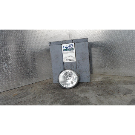 Phare antibrouillard avant gauche Renault TWINGO II 1.5 dci 90 (2010)