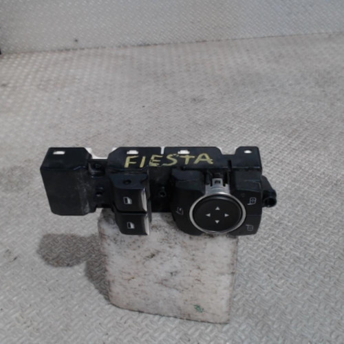 Commande lève-glace porte avant gauche FORD FIESTA 7  FIESTA 7 PHASE 1
