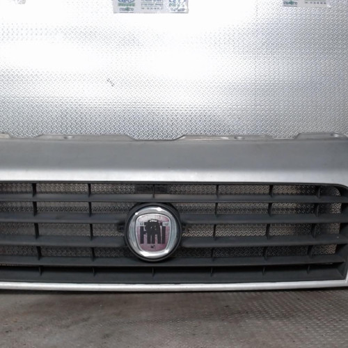 Calandre Fiat DUCATO Camionnette 100 multijet 2,2 d (2006)