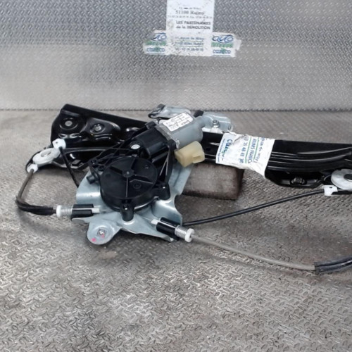 Mecanismemoteur leve-glace avg Chevrolet CRUZE 2.0 cdi (2010)