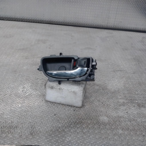 Poignee int porte avd Toyota AYGO 1.0 (2014)