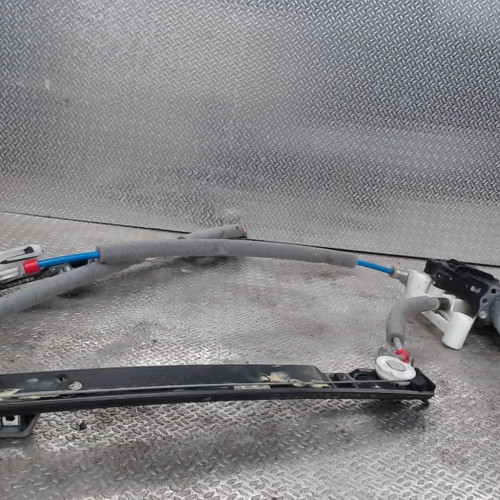 Mecanismemoteur leve-glace porte coulissante d Ford B-MAX 1.5 tdci (2012)