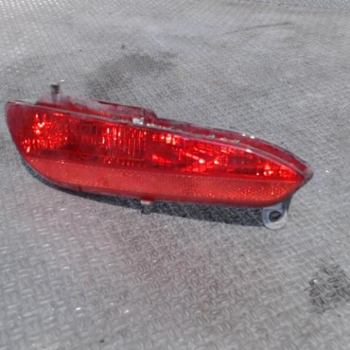 Feu brouillard central arrière Fiat PUNTO EVO 1.3 d multijet (2009-2012) 3 portes
