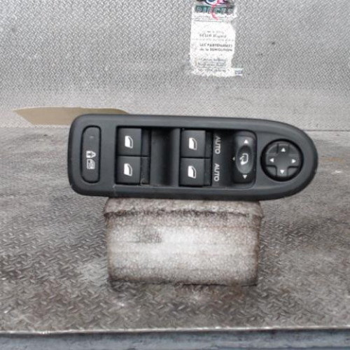 Commande lève-glace porte avant gauche Citroën C3 II 1.4 (2009-2016) 5 portes
