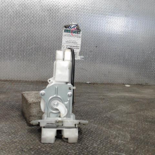 Moteur electrique de hayon-coffre Suzuki SWIFT III 1.3 ddis (2005)