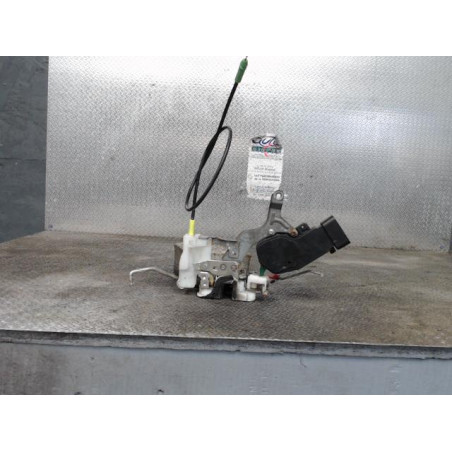 Serrure porte avg Toyota AYGO 1.4 hdi (2005-2010)