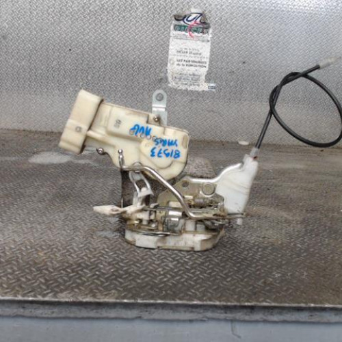Serrure porte avg Toyota YARIS 1.4 d-4d (2001-2005)
