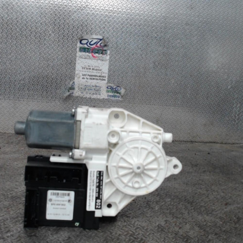 Mecanisme  moteur lève-glace avant droit Audi A3 2.0 tdi 16v (2003-2012) 3 portes