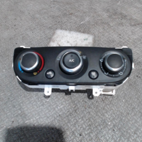 Commande de chauffage Renault CLIO IV 1.5 dci 110 (2016)