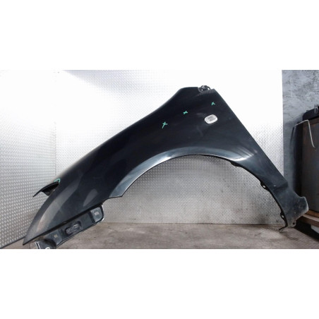 Aile avant gauche Toyota COROLLA A trois volumes 1.4 vvt-i (2001-2006)
