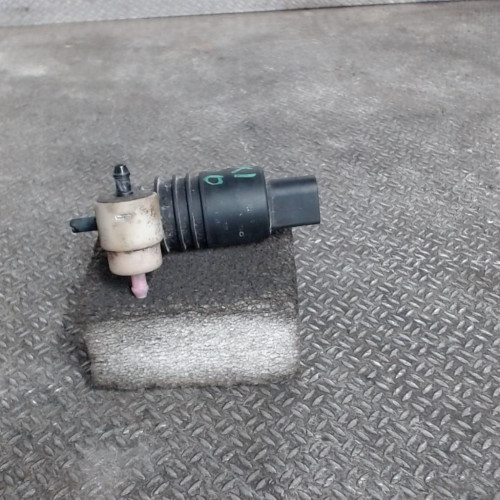 Pompe lave-glace avant Suzuki IGNIS II 1.3 ddis (2003)