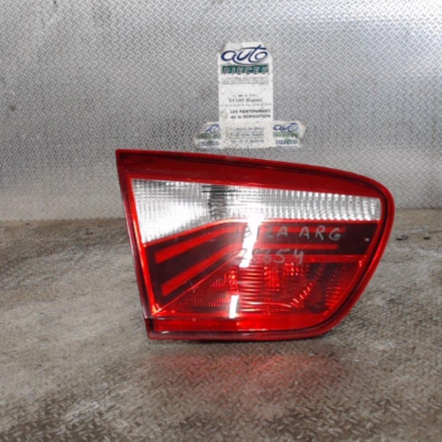 Feu arrière interieur gauche Seat IBIZA IV ST 1.2 tsi (2010-2015)