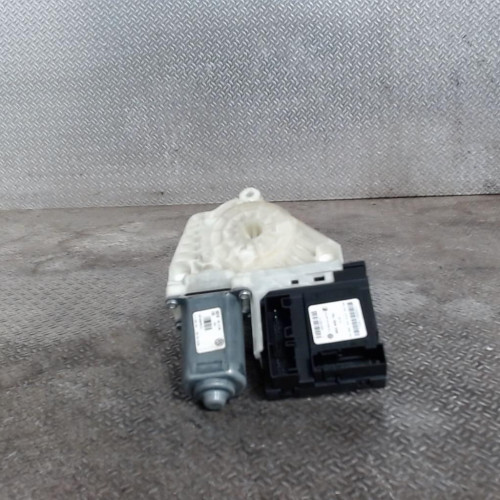 Moteur leve-vitre avg Vw GOLF VI 1.6 tdi (2009-2012) 5 portes