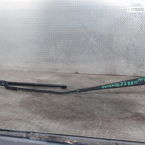 Bras essuie-glace avant droit Peugeot BOXER Camionnette 2.2 hdi 100 (2006)