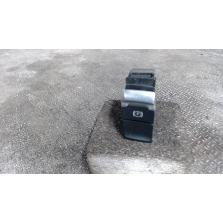 Interrupteur commande de frein a main Audi A5 2.7 tdi (2007-2012)