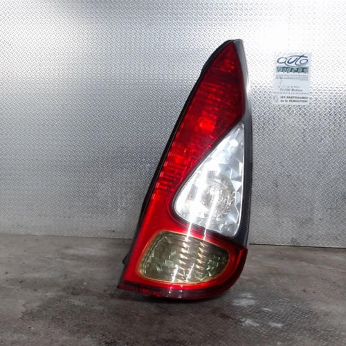 Feu arrière droit Toyota YARIS VERSO 1.4 d-4d (2000-2005)