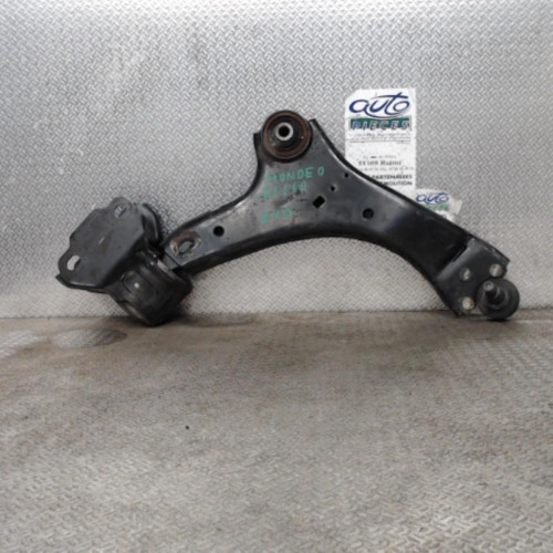 Triangle inf avd Ford MONDEO IV A trois volumes 1.8 tdci (2007-2015)