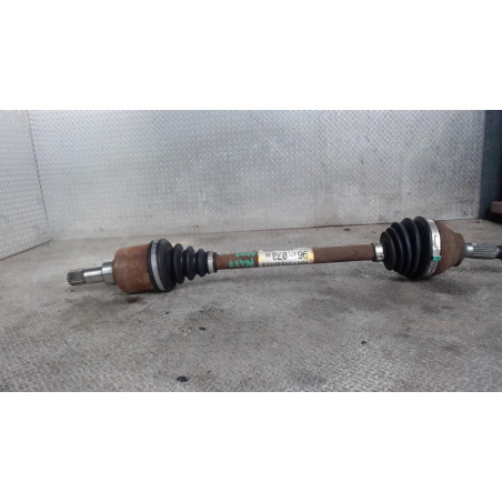 Transmission avant gauche Peugeot 1007 1.4 hdi (2005)