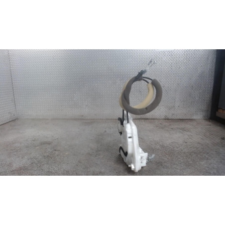 Serrure porte arg Mazda 2 1.5 skyactiv-g (2014)