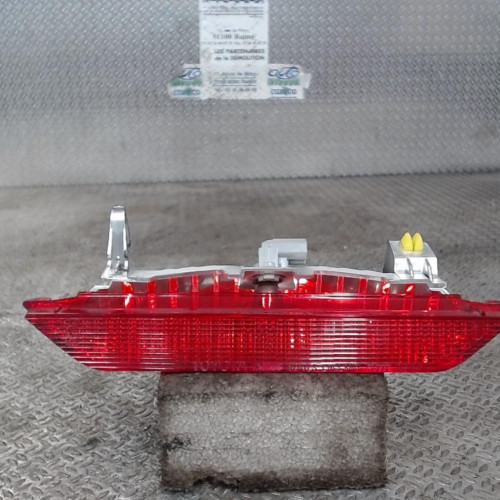 Feux stop supplementaire Toyota YARIS 1.4 d-4d (2001-2005)
