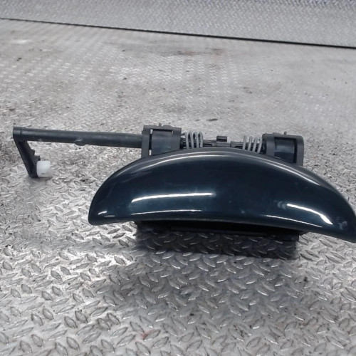 Poignee ext porte avd Peugeot 206 1.4 hdi eco 70 (2009-2013) 5 portes