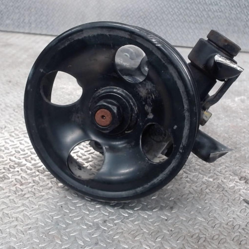 Pompe direction assistee Kia CARENS III Monospace 2.0 crdi 115 (2007)