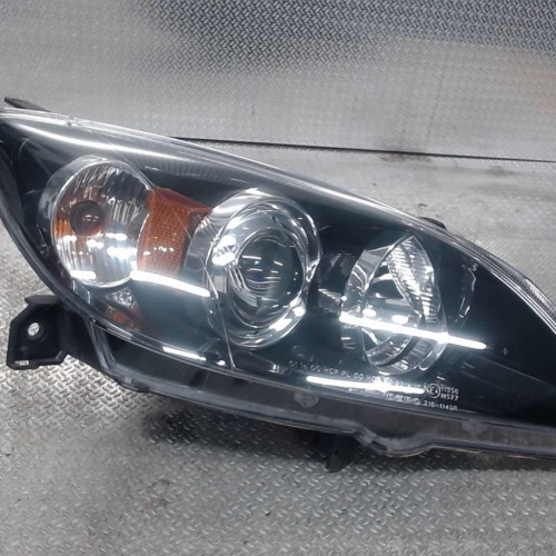 Phare droit Mazda 3 A trois volumes 1.6 di turbo (2004-2009)