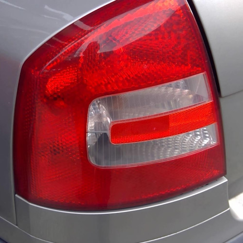 Feu arrière gauche Skoda OCTAVIA II 2.0 tdi 16v (2004-2013)