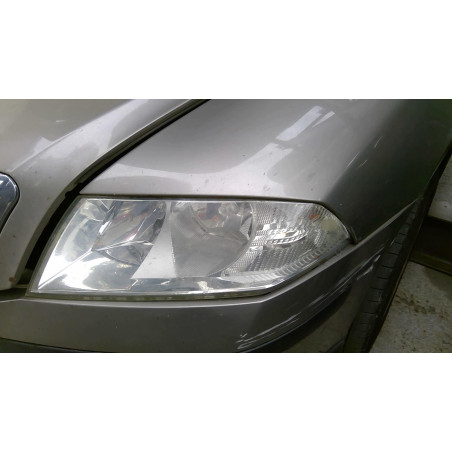 Phare gauche Skoda OCTAVIA II 2.0 tdi 16v (2004-2013)