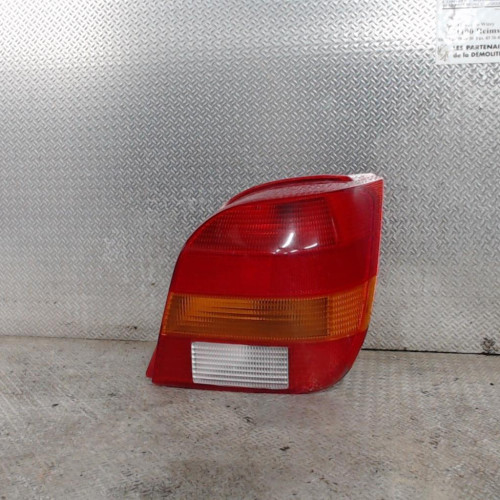 Feu arrière droit Ford FIESTA III 1.8 d (1989-1995)