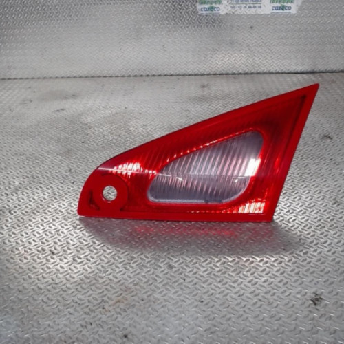 Feu arrière intérieur droit MITSUBISHI COLT 6  COLT 6 PHASE 1