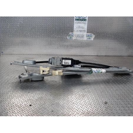 Mecanisme  moteur lève-glace avant droit Peugeot 1007 1.4 hdi (2005)