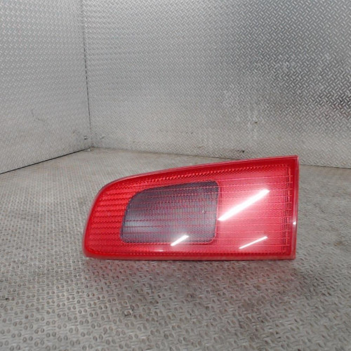 Feu arrière intérieur droit Mazda 2 1.25 (2003-2007)