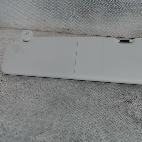 Pare-soleil gauche Dacia SANDERO II 1.5 dci 75 - blue dci 75 (2012)
