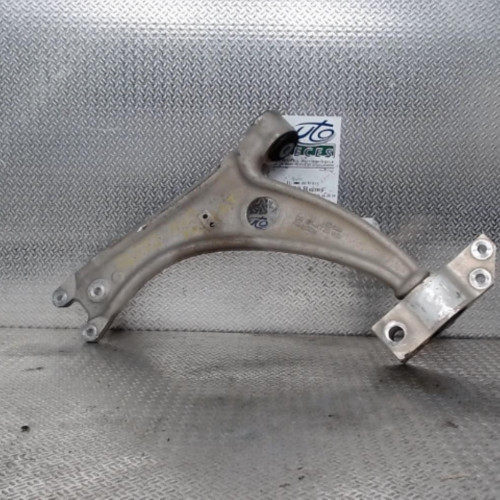 Triangle inf avd Vw PASSAT B6 2.0 tdi (2005-2009)