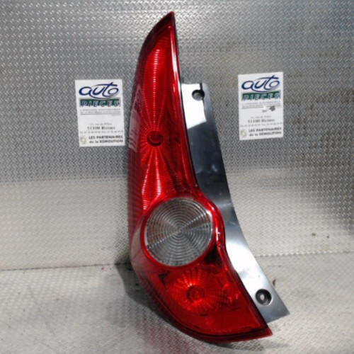 Feu arrière gauche Opel AGILA 1.3 cdti (2008-2010) 5 portes