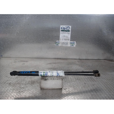 Verin gauche hayon KIA CEE-D 2  CEE-D 2 PHASE 2