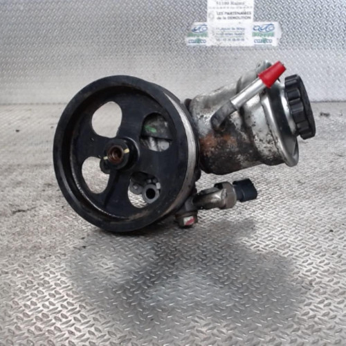 Pompe direction assistee Toyota COROLLA Verso 2.2 d-4d (2005-2009) 5 portes