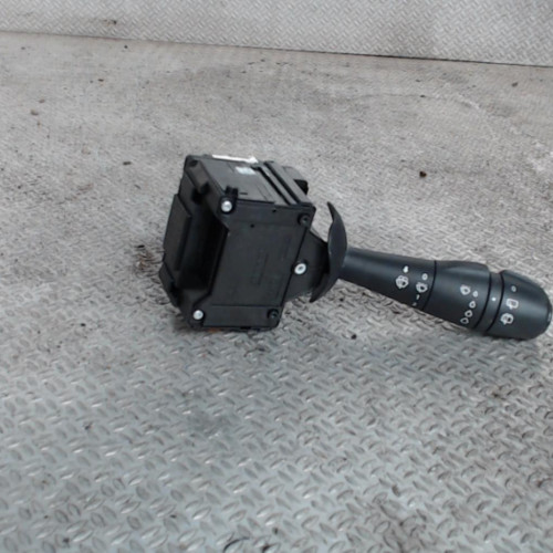 Commande essuie glace Renault CLIO IV 0.9 tce 90 (2012) 5 portes