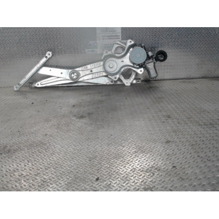 Mecanisme  moteur lève-glace avant droit Toyota AURIS 1.4 d-4d (2007-2012) 3 portes