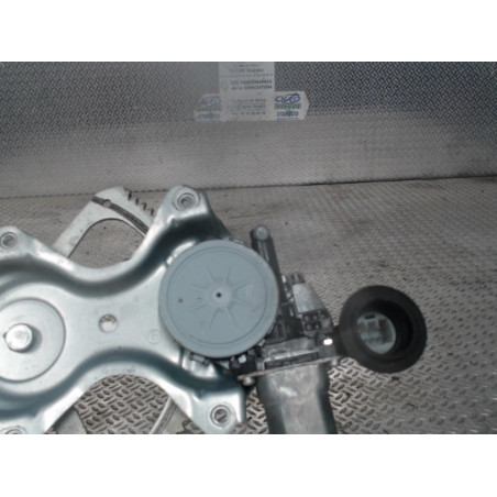Mecanisme  moteur lève-glace avant droit Toyota AURIS 1.4 d-4d (2007-2012) 3 portes
