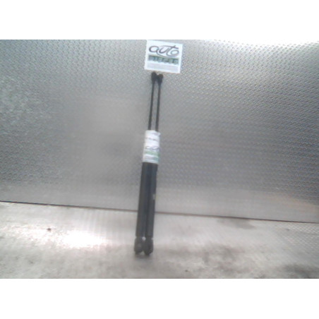 Verin gauche hayon Toyota COROLLA A trois volumes 1.6 vvt-i (2001-2008)