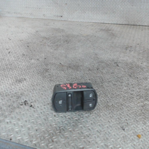 Commande lève-glace porte avant gauche Opel CORSA D 1.3 cdti (2006-2014) 5 portes