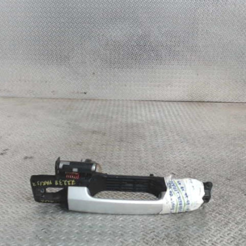 Poignee ext porte avd Toyota YARIS 1.4 d-4d (2005-2012)